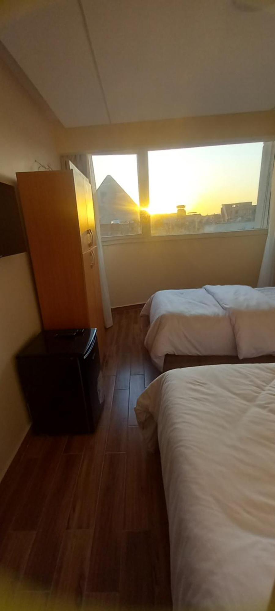 Memphis Pyramids View Hotel Nazlet el-Sisi Exterior photo